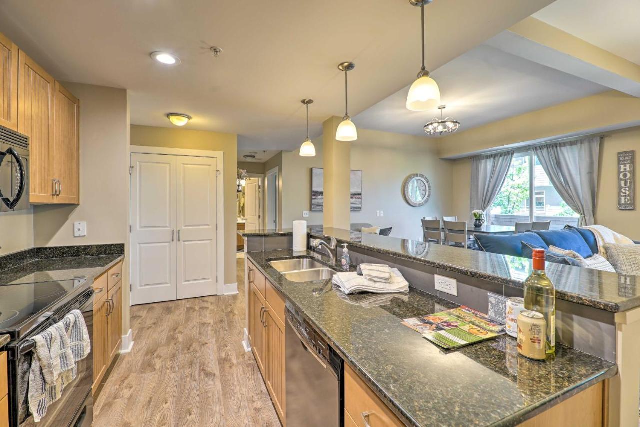 Grand Haven Condo - Walk To Nearby Hot Spots! المظهر الخارجي الصورة