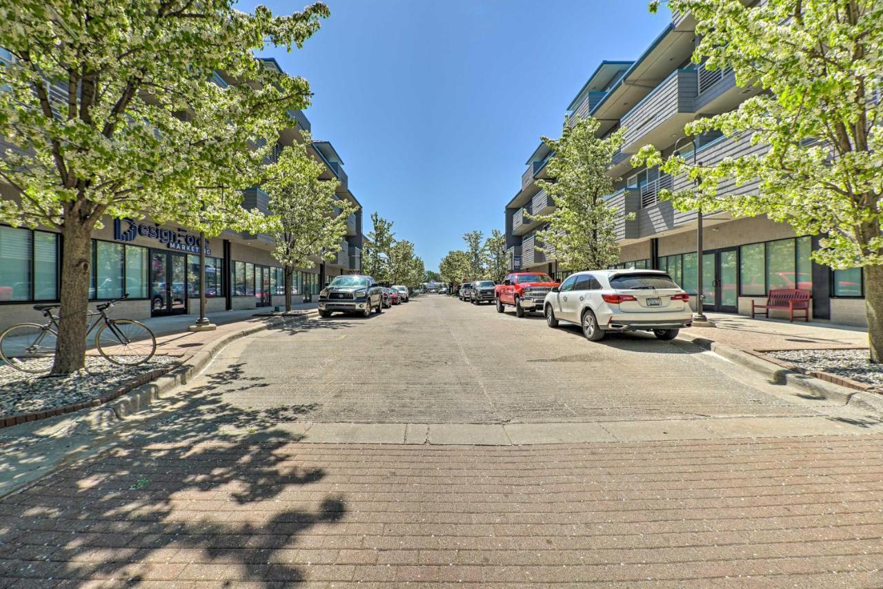 Grand Haven Condo - Walk To Nearby Hot Spots! المظهر الخارجي الصورة